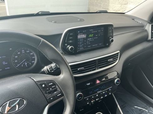Certified 2021 Hyundai Tucson Sport w/ Cargo Package AWD/4WD image 21