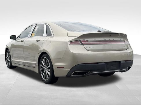 Used 2017 Lincoln MKZ Select w/ Select Plus Package FWD image 4