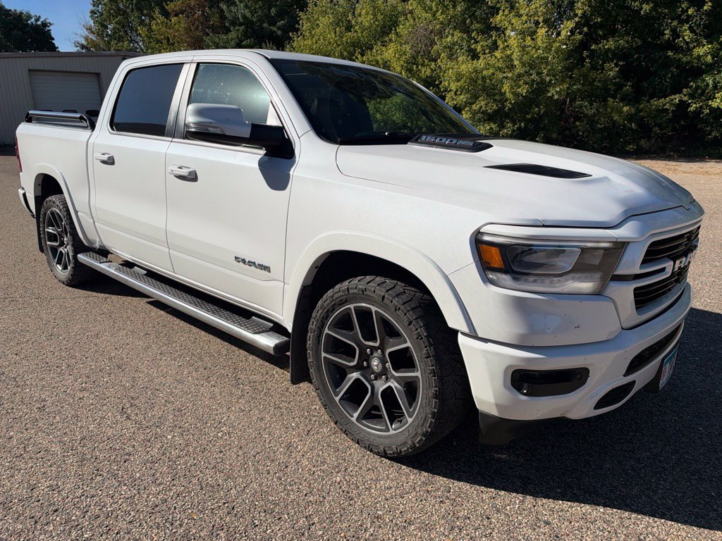 Used 2019 RAM 1500 Laramie AWD/4WD image 10