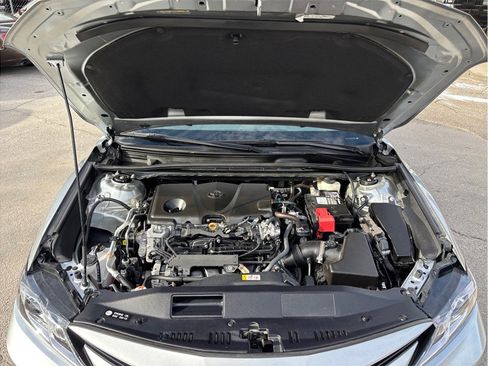Used 2022 Toyota Camry LE image 39