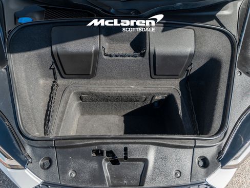 Used 2018 Audi R8 V10 w/ Premium Package image 35