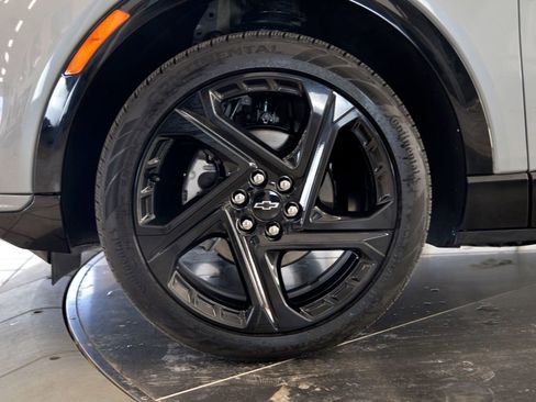 Certified 2024 Chevrolet Equinox EV RS image 10