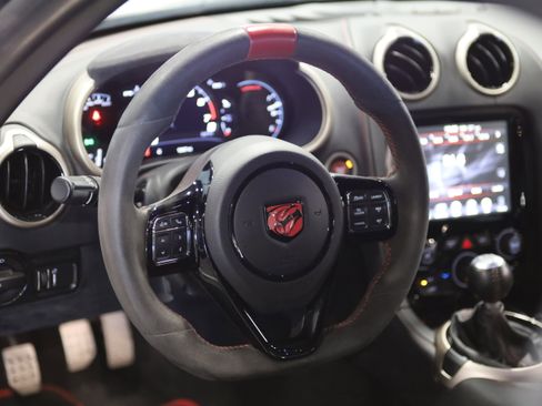 Used 2017 Dodge Viper ACR w/ Extreme Aero Package RWD image 26