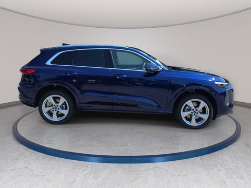 New 2026 Audi Q5 Premium Plus AWD/4WD image 4