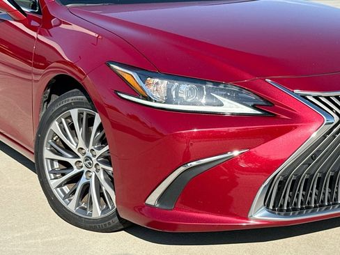Used 2019 Lexus ES 350 w/ Accessory Package 2 FWD image 10