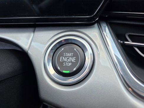 New 2026 Chevrolet Trax LT image 16