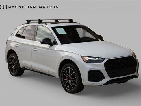 Used 2024 Audi SQ5 Prestige AWD/4WD image 6