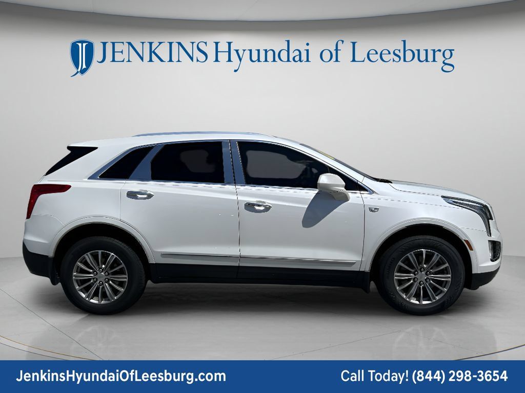 Used 2019 Cadillac XT5 Luxury FWD image 3