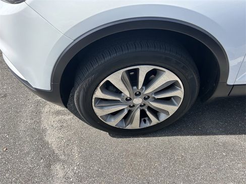 Used 2019 Buick Encore Preferred w/ Safety Package image 5