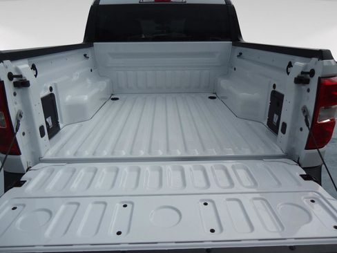 Used 2024 Ford Maverick XLT image 10