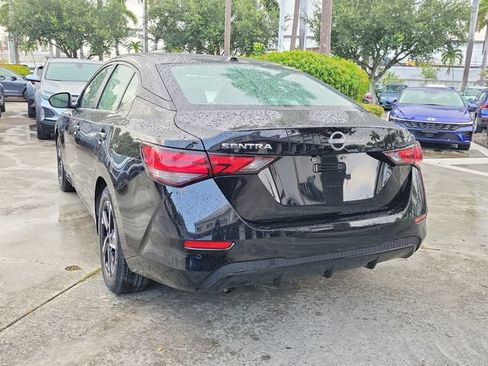 Used 2024 Nissan Sentra SV FWD image 3