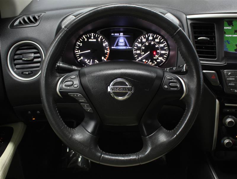 Used 2017 Nissan Pathfinder SV w/ SV Tech Package AWD/4WD image 14