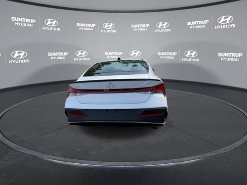 Used 2025 Hyundai Elantra Sport image 20