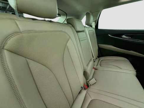 Used 2023 Lincoln Nautilus Reserve AWD/4WD image 27