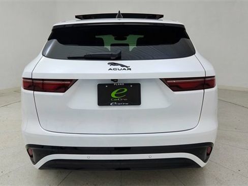 Used 2025 Jaguar F-PACE R-Dynamic S image 5