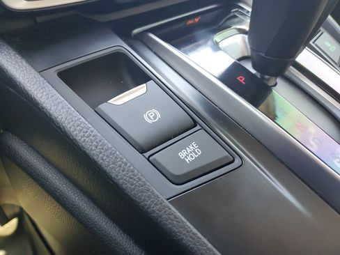 Used 2021 Honda CR-V Touring image 30