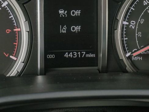 Used 2021 Toyota 4Runner TRD Off-Road Premium image 31