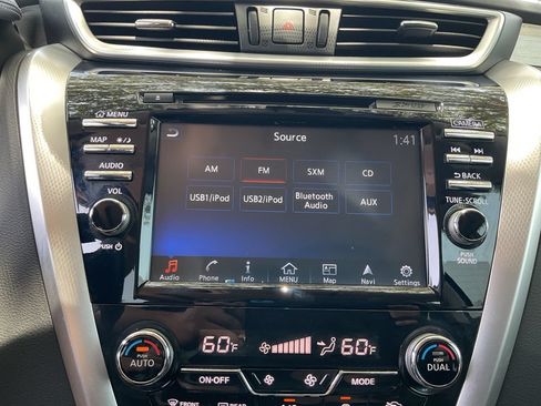 Used 2017 Nissan Murano Platinum w/ Platinum Technology Package FWD image 26