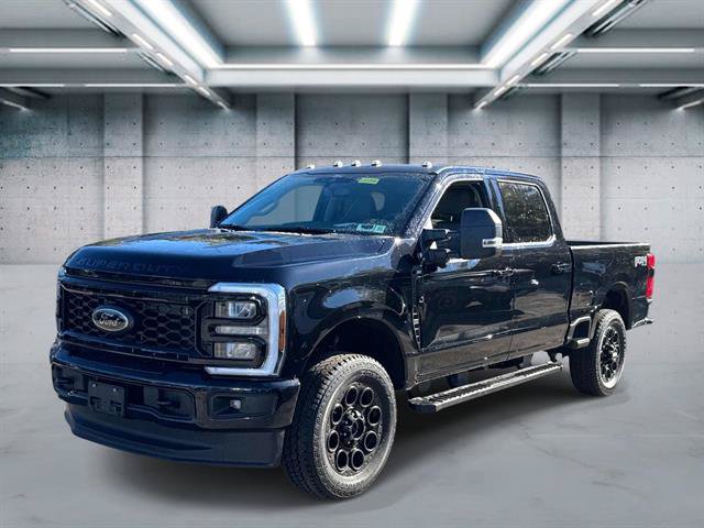 Used 2025 Ford F350 XLT w/ Black Appearance Package AWD/4WD image 26