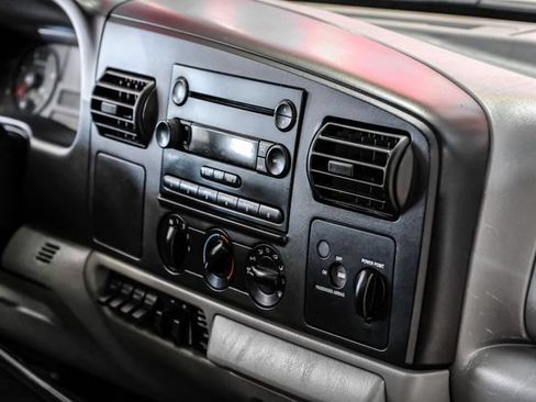 Used 2006 Ford F350 XL AWD/4WD image 15