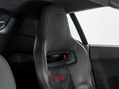 Used 2023 Audi R8 V10 GT RWD image 32