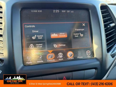 Used 2015 Jeep Cherokee Limited image 16