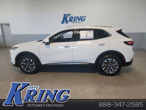 Used 2024 Buick Envision Preferred AWD/4WD image 1