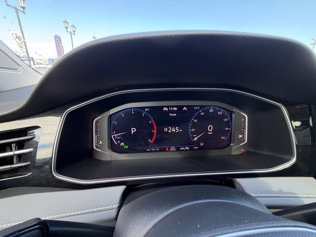 Used 2025 Volkswagen Jetta SEL FWD image 13