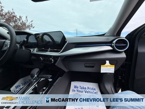 New 2026 Chevrolet Trax LT w/ Driver Confidence Package FWD image 18