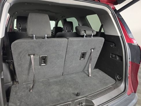 Used 2018 GMC Acadia SLE w/ Driver Alert Package I image 33