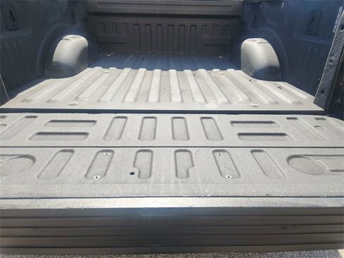 Used 2019 Ford F150 Platinum image 25