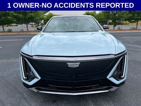 Used 2025 Cadillac Lyriq Sport RWD image 12