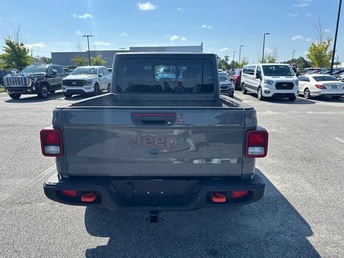 Used 2023 Jeep Gladiator Mojave w/ Cold Weather Group AWD/4WD image 9