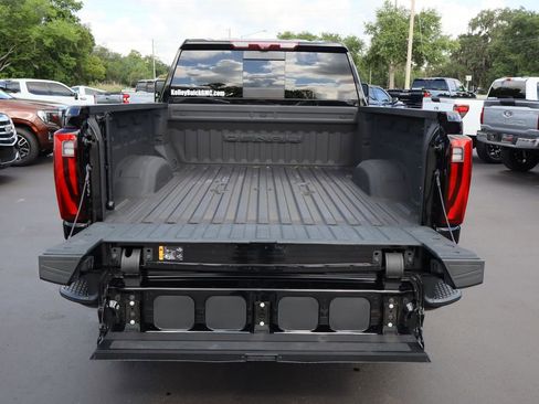 Used 2024 GMC Sierra 2500 Denali Ultimate AWD/4WD image 28
