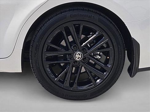 Used 2025 Toyota Camry SE image 23