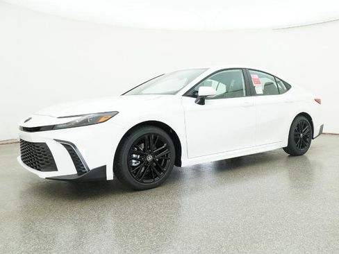 New 2026 Toyota Camry SE image 28