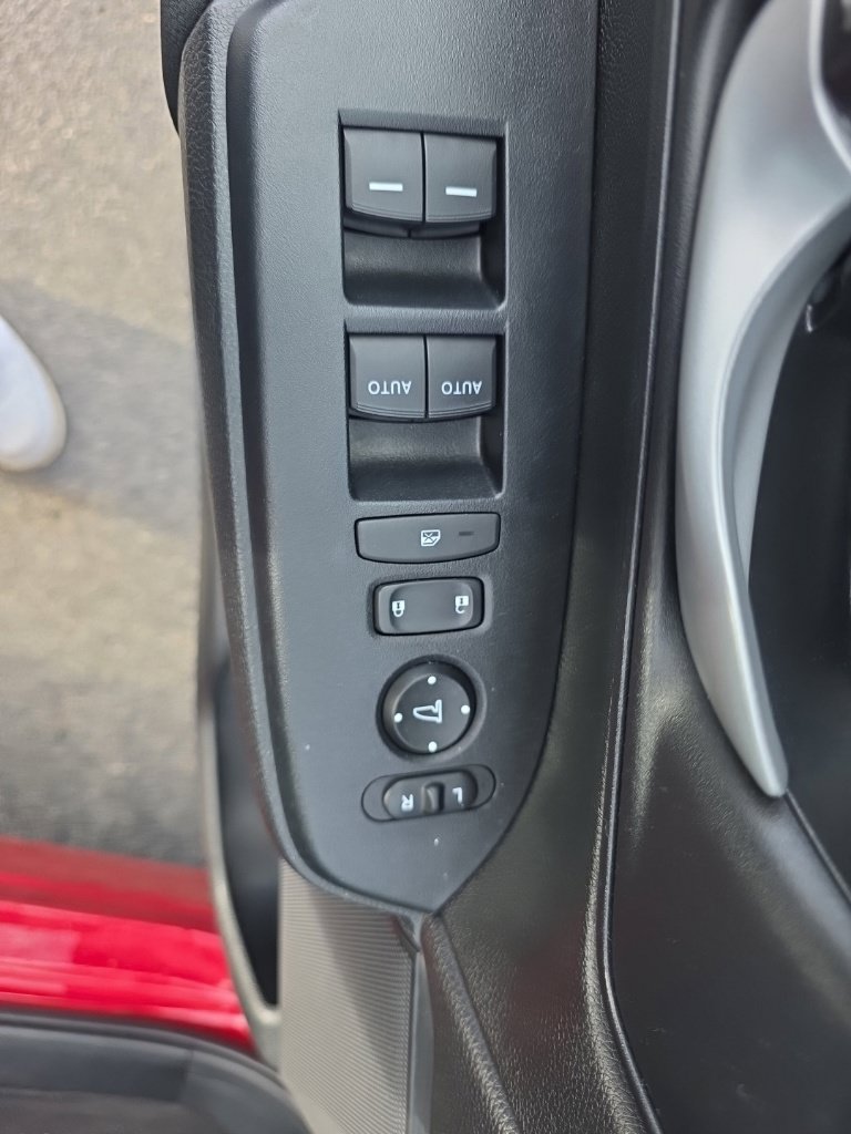 Used 2022 Honda CR-V Special Edition image 13