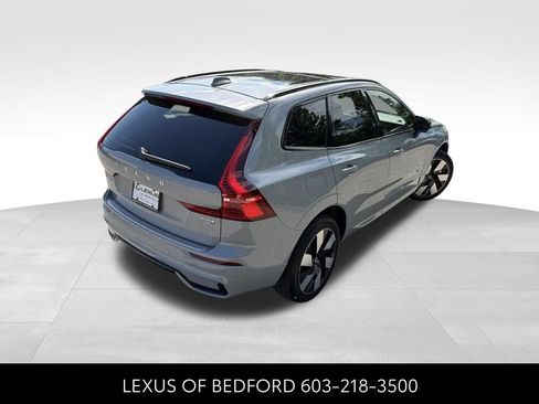 Used 2025 Volvo XC60 T8 Plus w/ Protection Package Premier AWD/4WD image 6