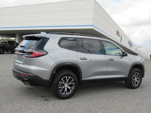 Used 2024 GMC Acadia AT4 w/ LPO, Floor Liner Package image 6