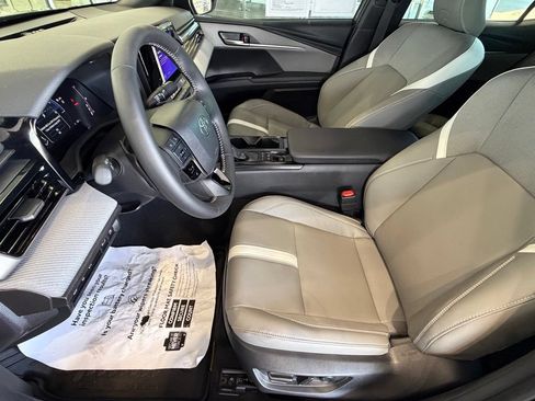 Used 2026 Toyota Camry SE FWD image 20
