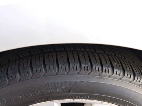 Used 2022 Toyota Camry LE image 35