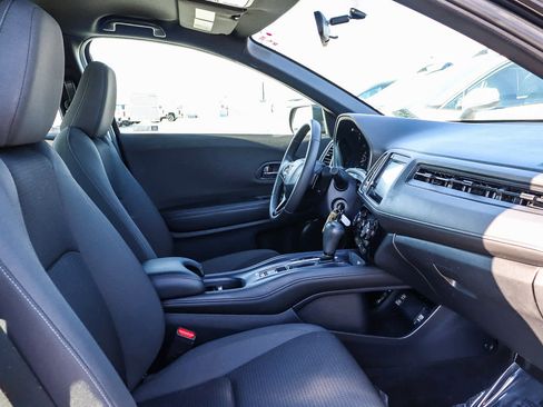 Used 2020 Honda HR-V Sport image 17