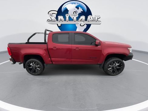 Used 2017 Chevrolet Colorado Z71 image 10