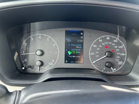 Certified 2025 Toyota Corolla Cross L FWD image 9