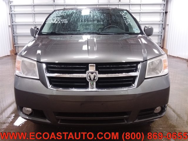Used 2010 Dodge Grand Caravan SXT FWD image 7