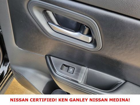 Certified 2025 Nissan Rogue SV image 47