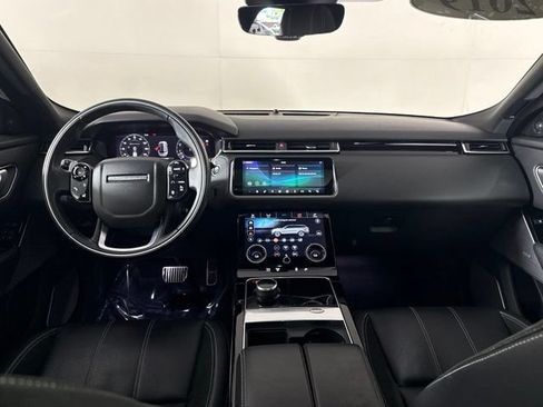 Used 2019 Land Rover Range Rover Velar R-Dynamic SE AWD/4WD image 27
