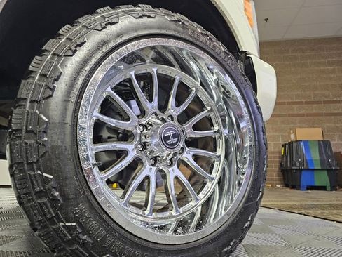 Used 2017 Ford F350 Platinum w/ Platinum Ultimate Package image 10