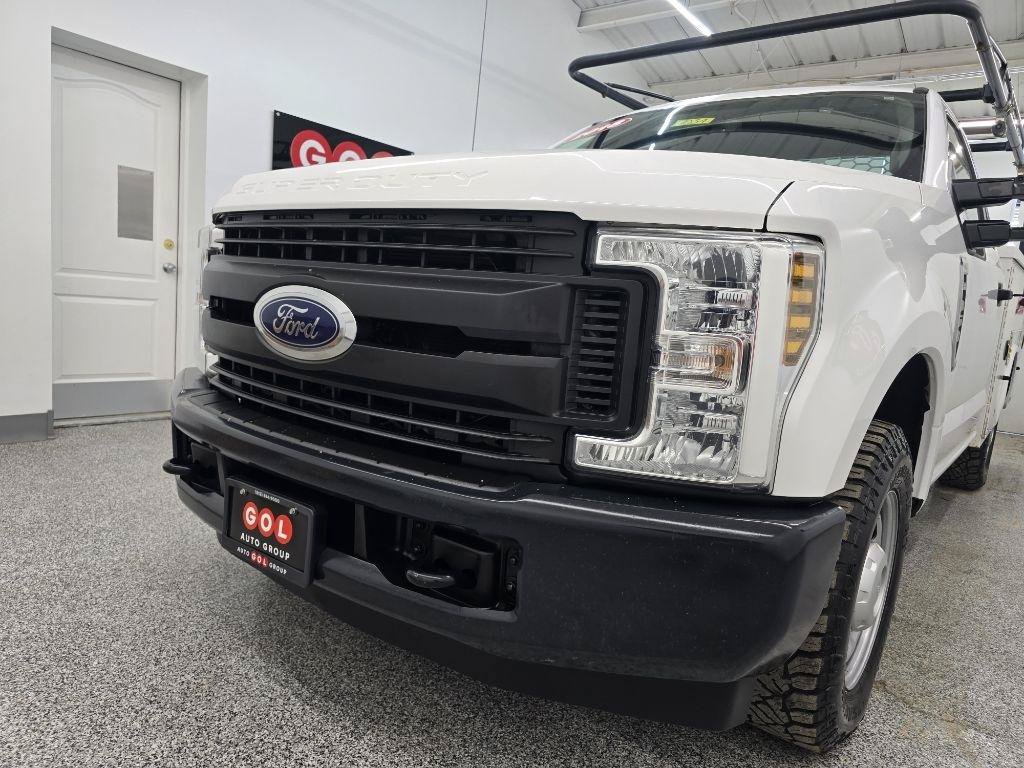 Used 2018 Ford F350 XL w/ Power Equipment Group RWD image 5