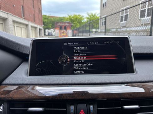 Used 2015 BMW X5 xDrive35i AWD/4WD image 16